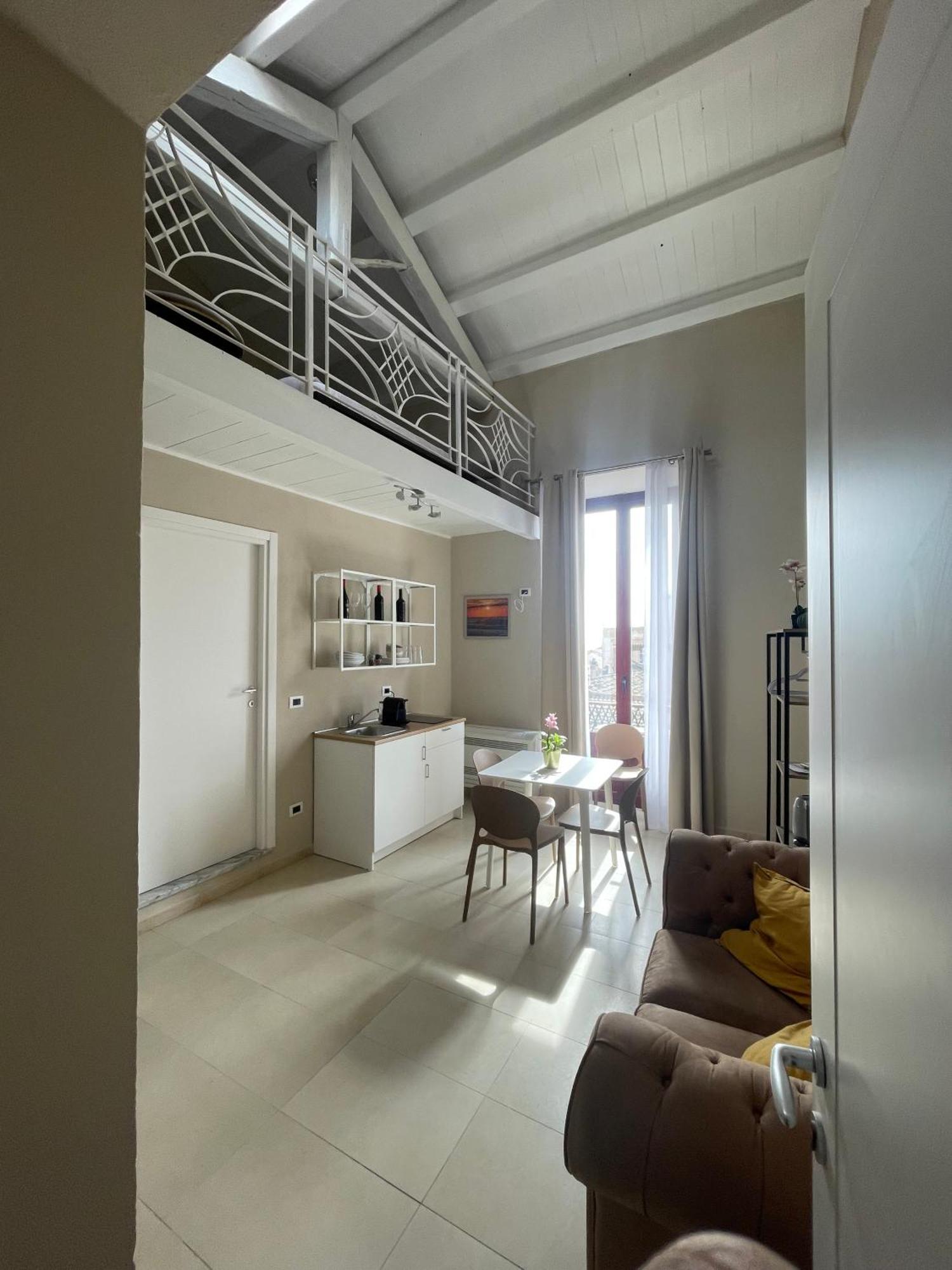 Appartamento Suite Sardinia Holiday Cagliari Bagian luar foto